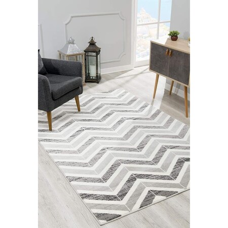 Homeroots 7 x 9 ft. Gray Distressed Chevron Area Rug 394036